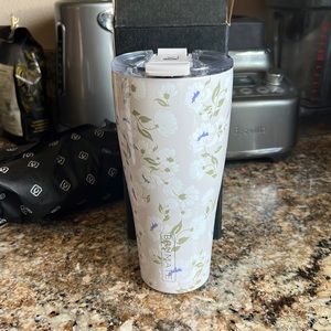 Brumate XL Nav Tumble in Spring Bloom